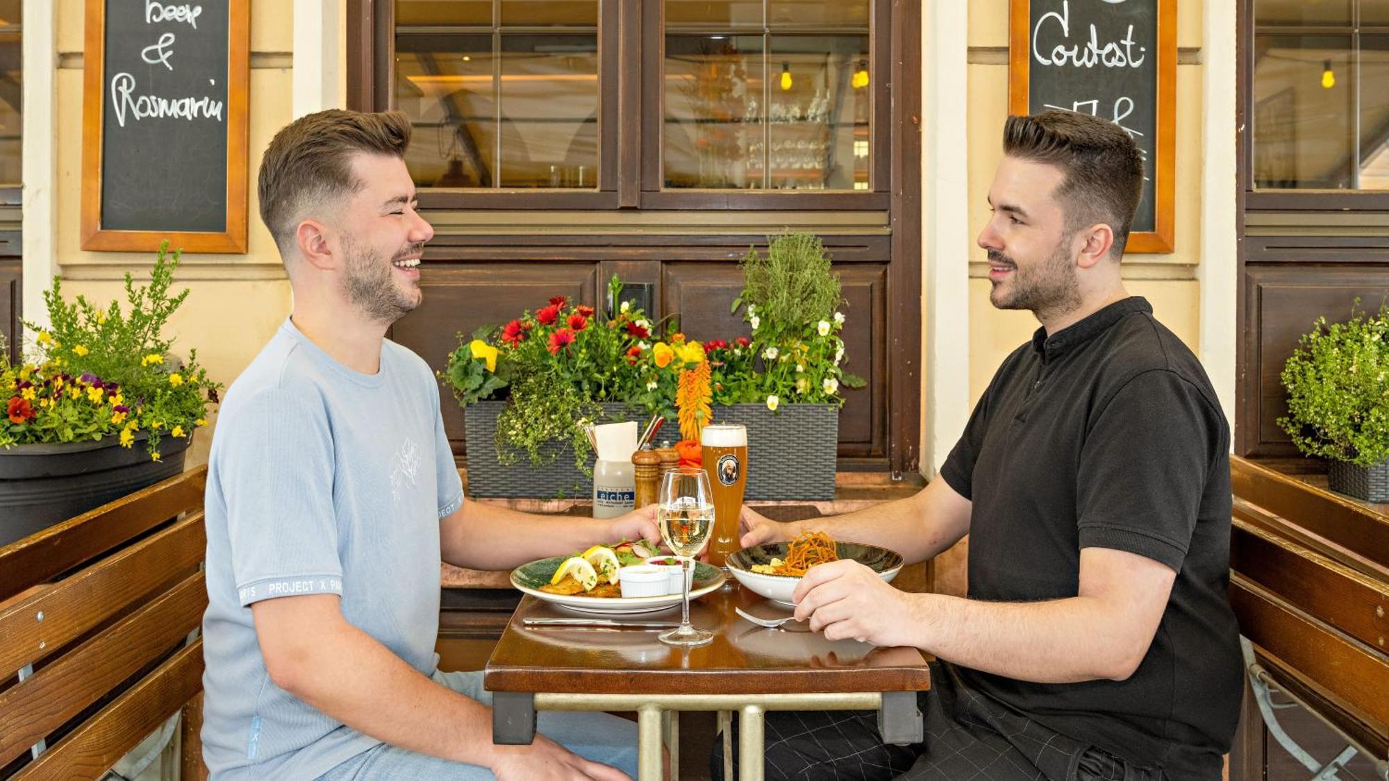 Hotel Deutsche Eiche Мюнхен Екстериор снимка