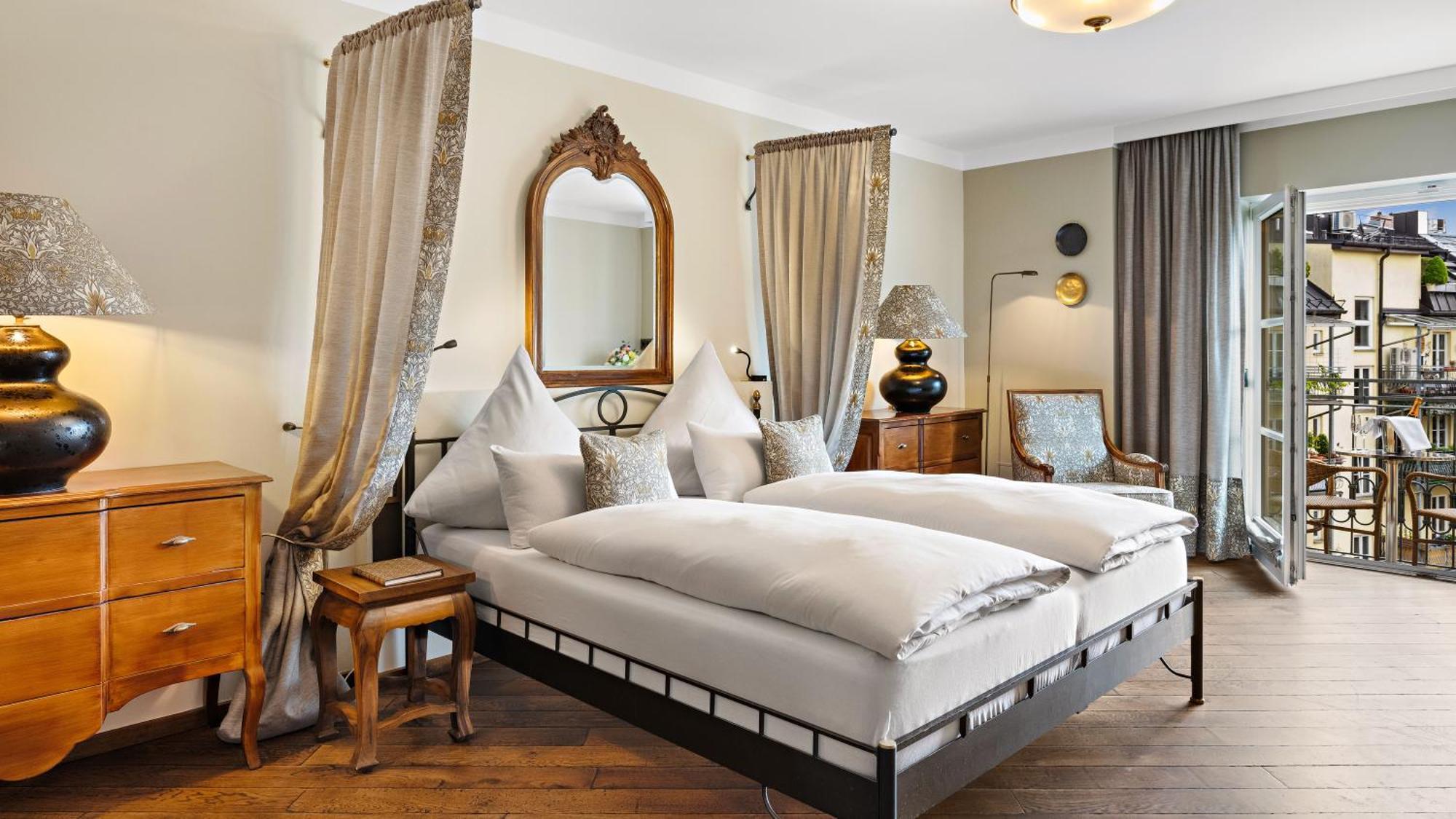 Hotel Deutsche Eiche Мюнхен Екстериор снимка