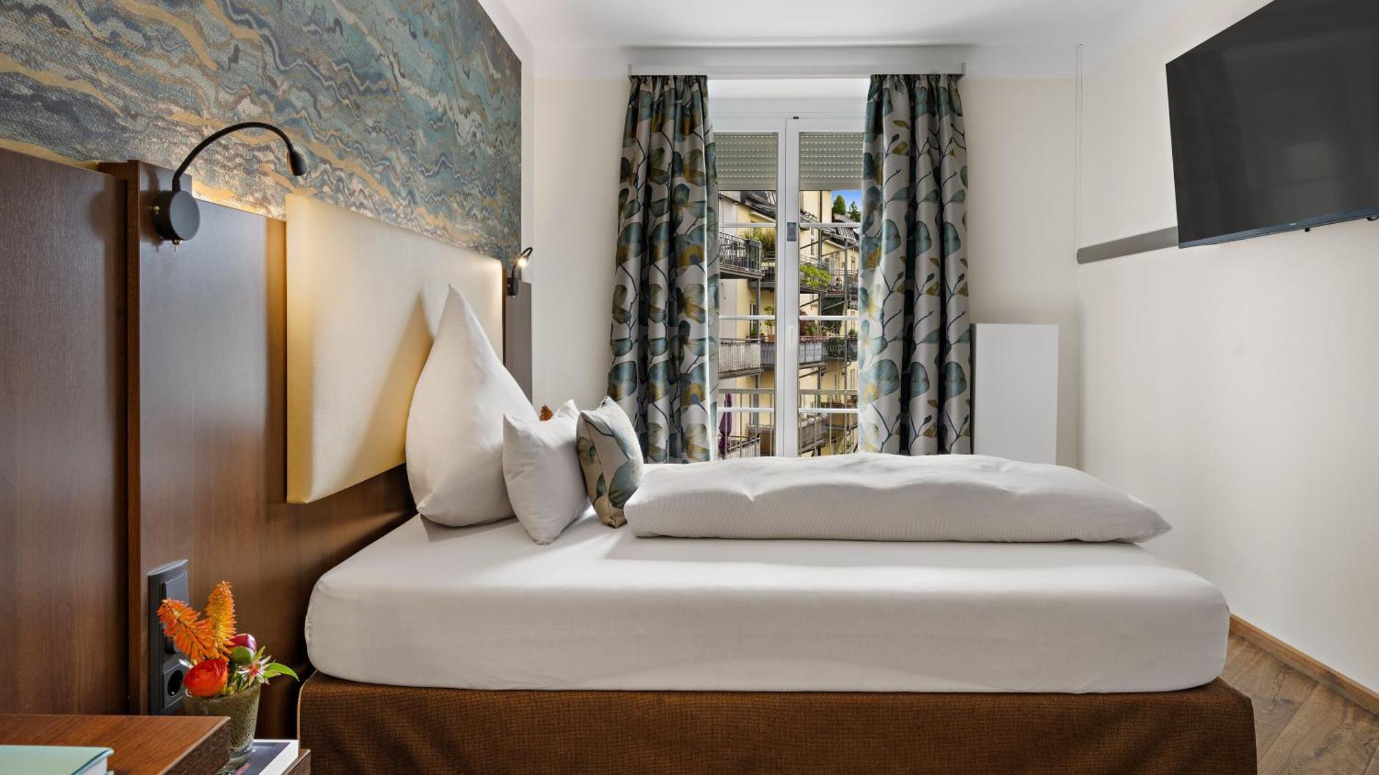 Hotel Deutsche Eiche Мюнхен Екстериор снимка