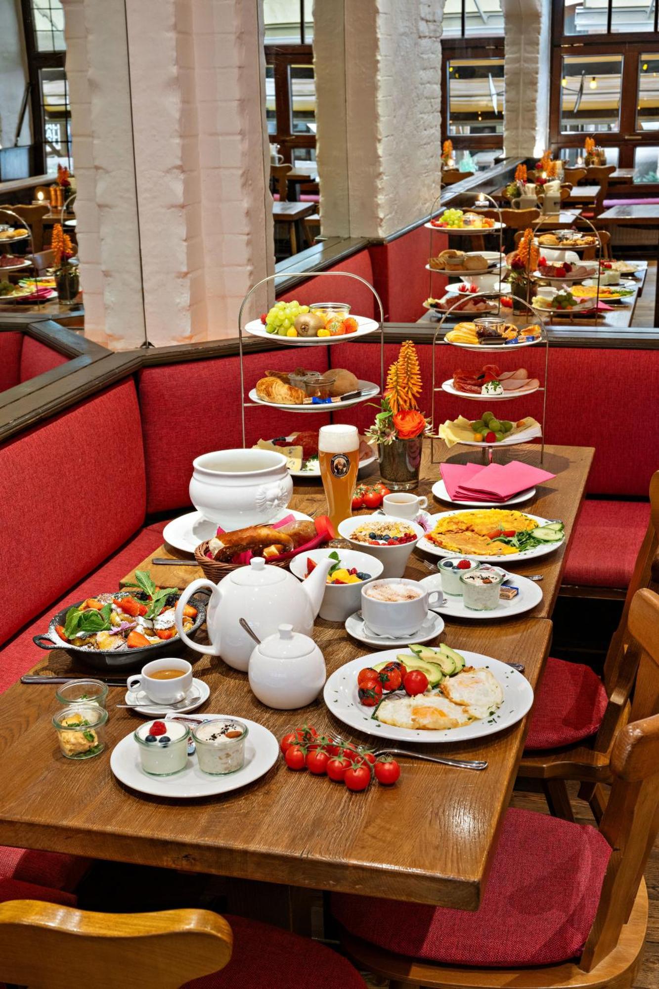 Hotel Deutsche Eiche Мюнхен Екстериор снимка